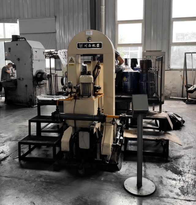 Прозрачный